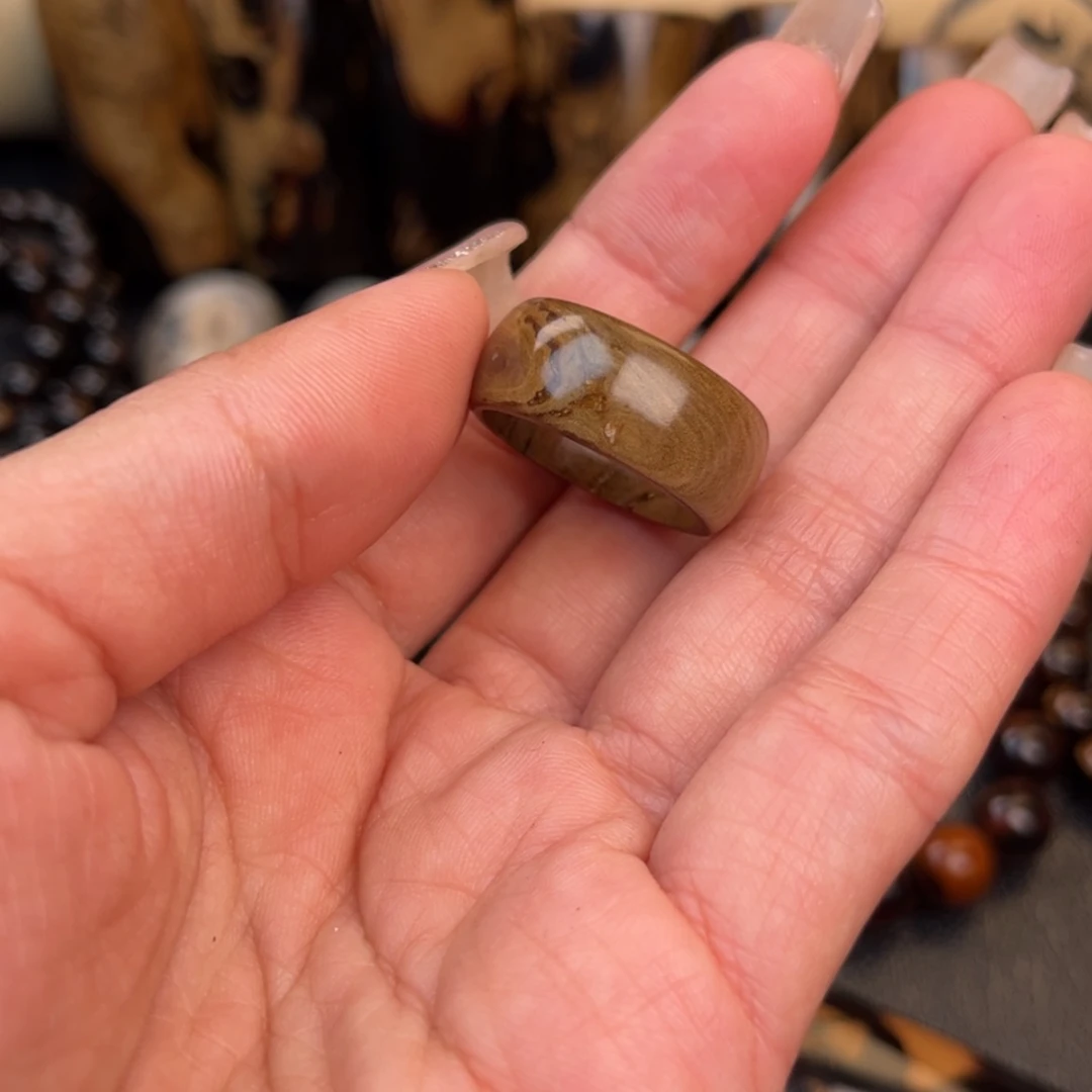 【闪购商品】血鉚根雕19mm