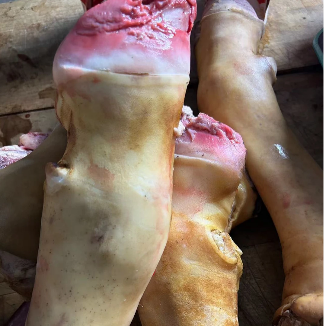 牛蹄子新鲜整只带蹄筋带皮带骨火烧去毛黄牛散养顺丰包邮