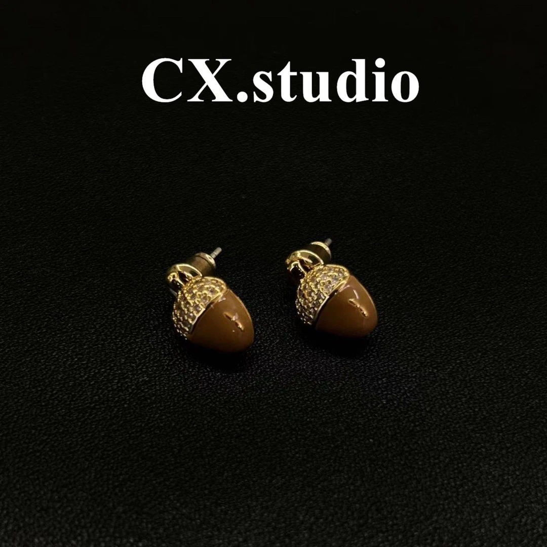 铜合金耳饰 棕色小松果耳钉8267