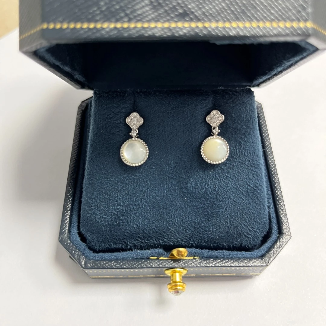 铜合金仿珍珠耳饰 高奢设计款简约百搭气质耳钉-1433优雅