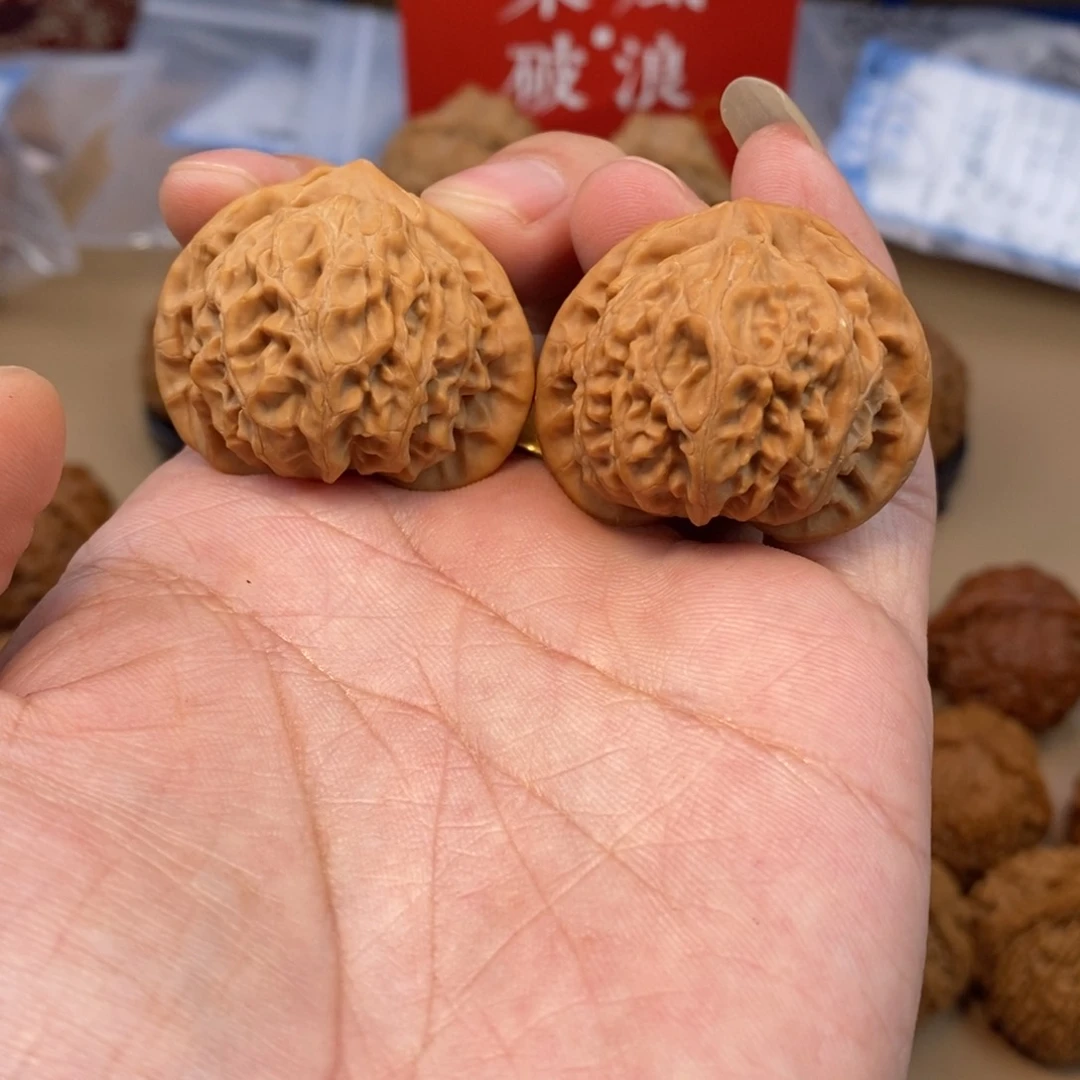 文玩核桃把件36B级宫灯