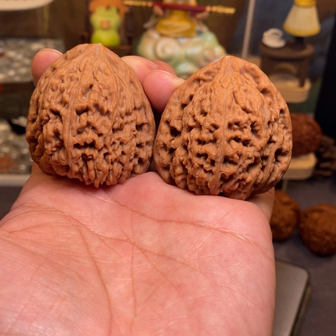 文玩核桃把件全品无修43尺涿鹿老树高炮南疆石