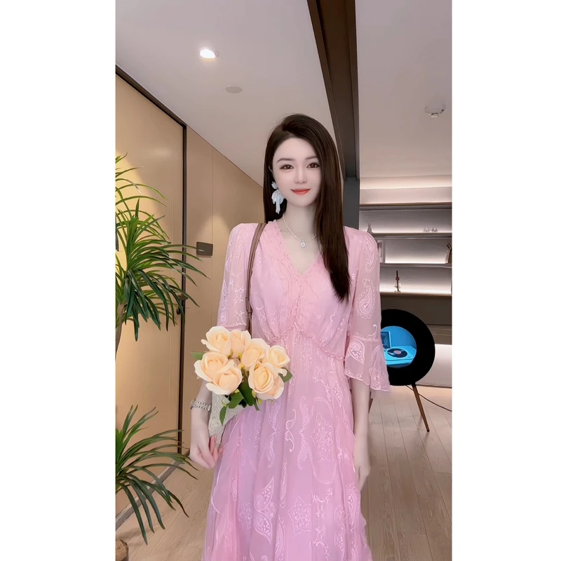 【深圳米熙儿】桑蚕丝刺绣绣花夏季新款法式女装收腰连衣裙8128