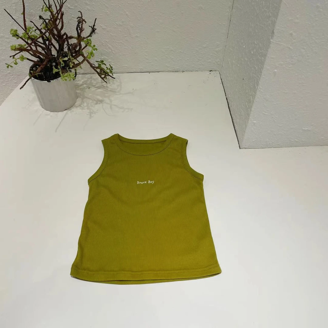 【优比蒂】儿童无袖运动时尚夏季潮流宽松个性绿色字母背心宝宝百搭