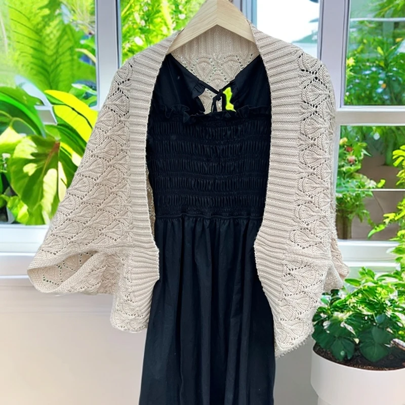 春秋披肩女外搭洋气镂空开衫外搭毛衣宽松韩版搭配旗袍时尚外套围