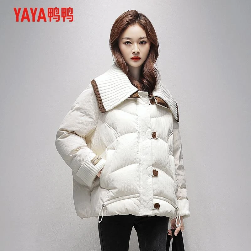 YAYA/鸭鸭短款羽绒服女冬季设计感时尚洋气轻暖感针织领女士外套