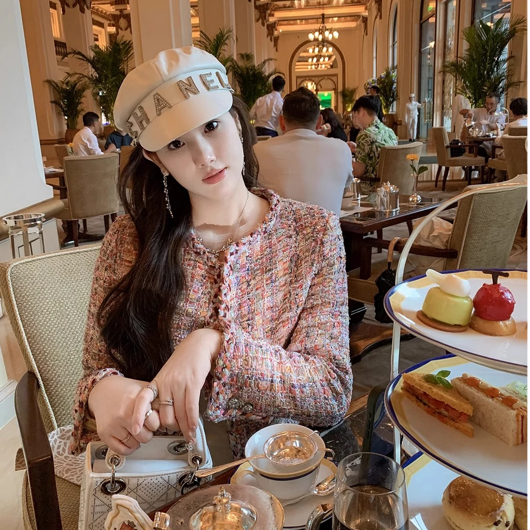 鱼兔子的兔子秋季重工名媛长袖上衣女彩色多巴胺小香风宽松短外套