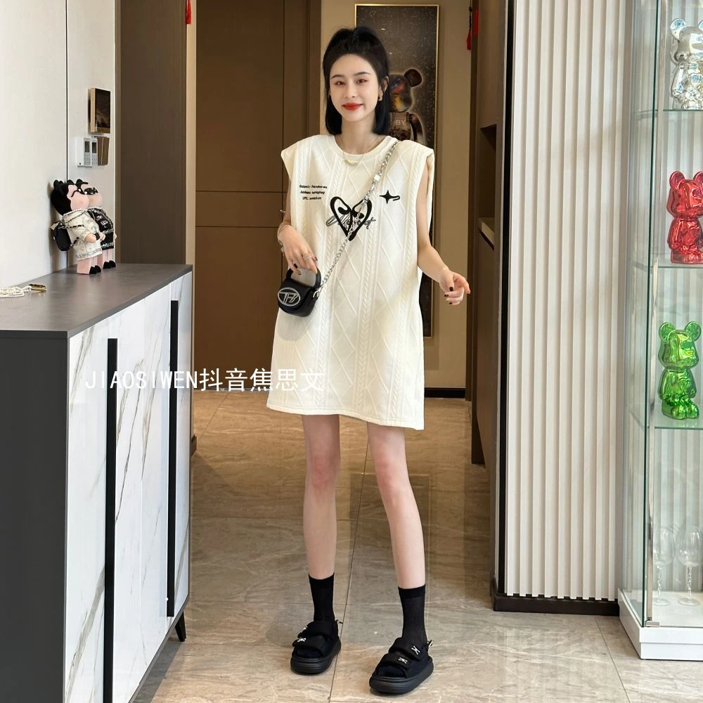 大促福利  时尚休闲洋气百搭遮肉宽松无袖连衣裙JZ23120