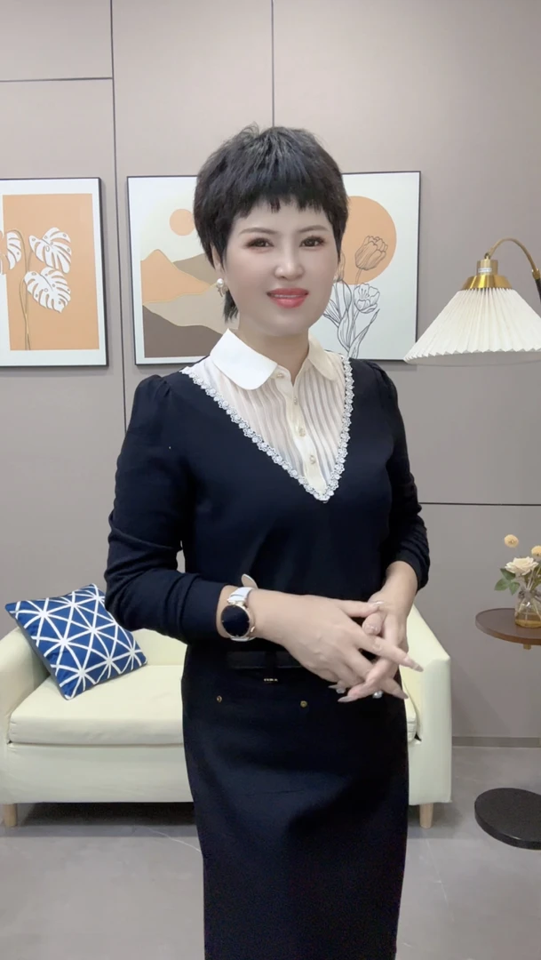 《林依上新》248221洋气显瘦拼色针织羊毛衫时尚百搭减龄针织衫