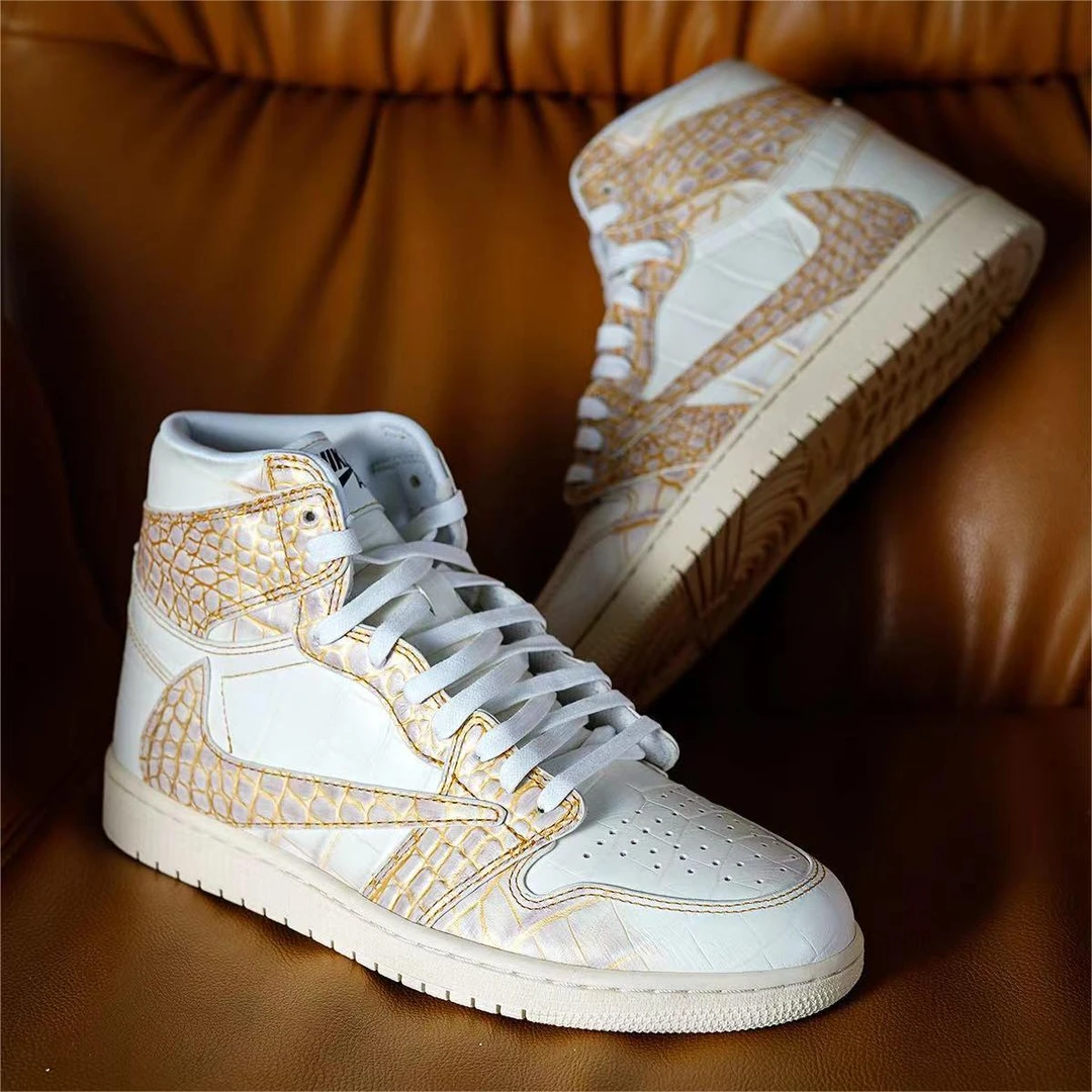 NIKE 耐克AIR JORDAN 1 高帮倒钩黄色鳄鱼皮运动鞋 【球鞋定制】