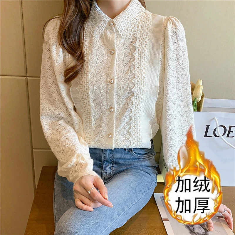 2025秋冬新款加绒娃娃领百褶木耳边蕾丝衬衫复古泡泡袖气质上衣女