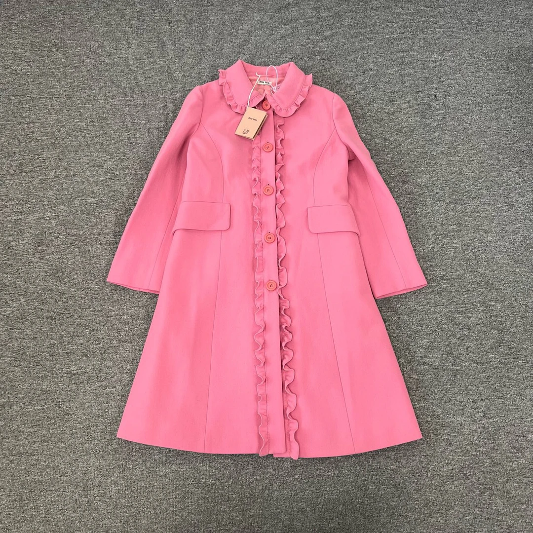 全新未使用 MIU MIU/缪缪 miumiu 粉色大衣 40码