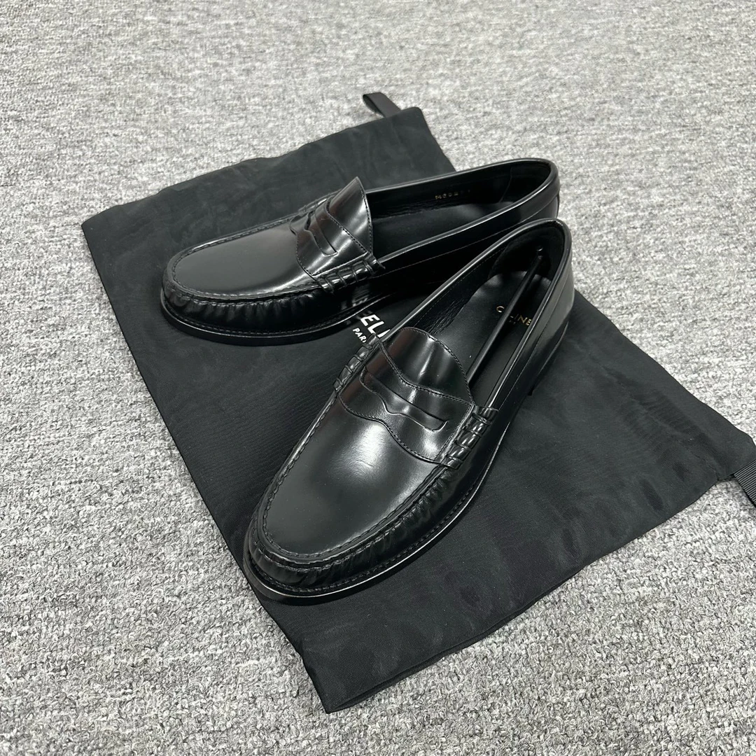 全新未使用 Celine/思琳 celine 全新乐福鞋 39.5