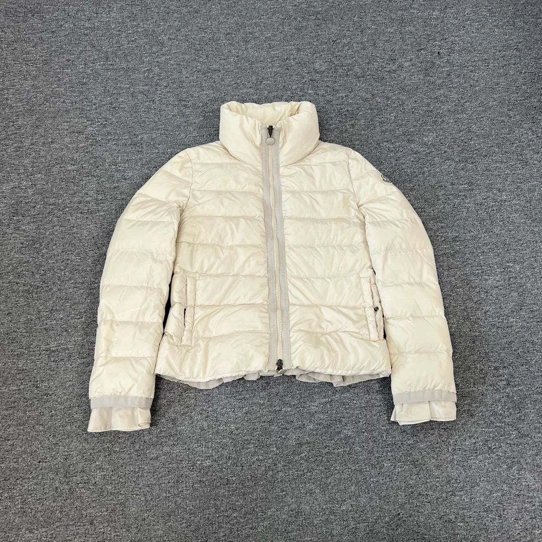 99新 MONCLER 蒙口 白色羽绒服 1码