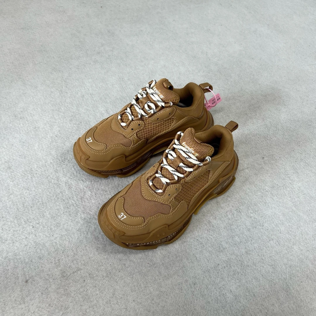 99新 Balenciaga/巴黎世家 巴黎世家 奶茶色老爹鞋37