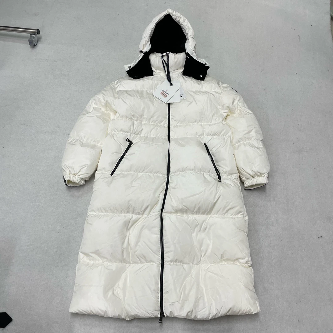 全新未使用  蒙口 黑标长款连帽羽绒服全新3码 6633562