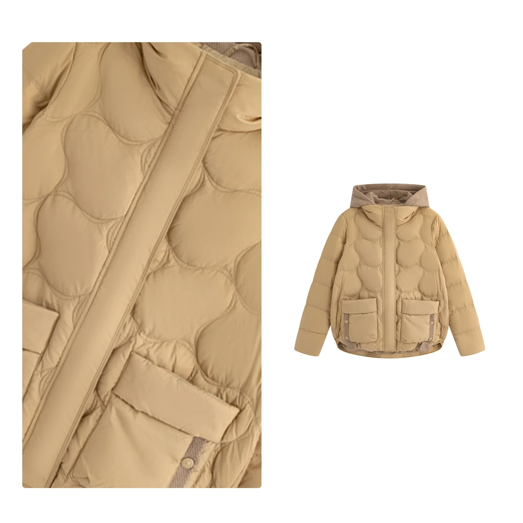 门店8&49！细节的精致点缀，云般轻柔/90鸭绒假两件羽绒服女M13032