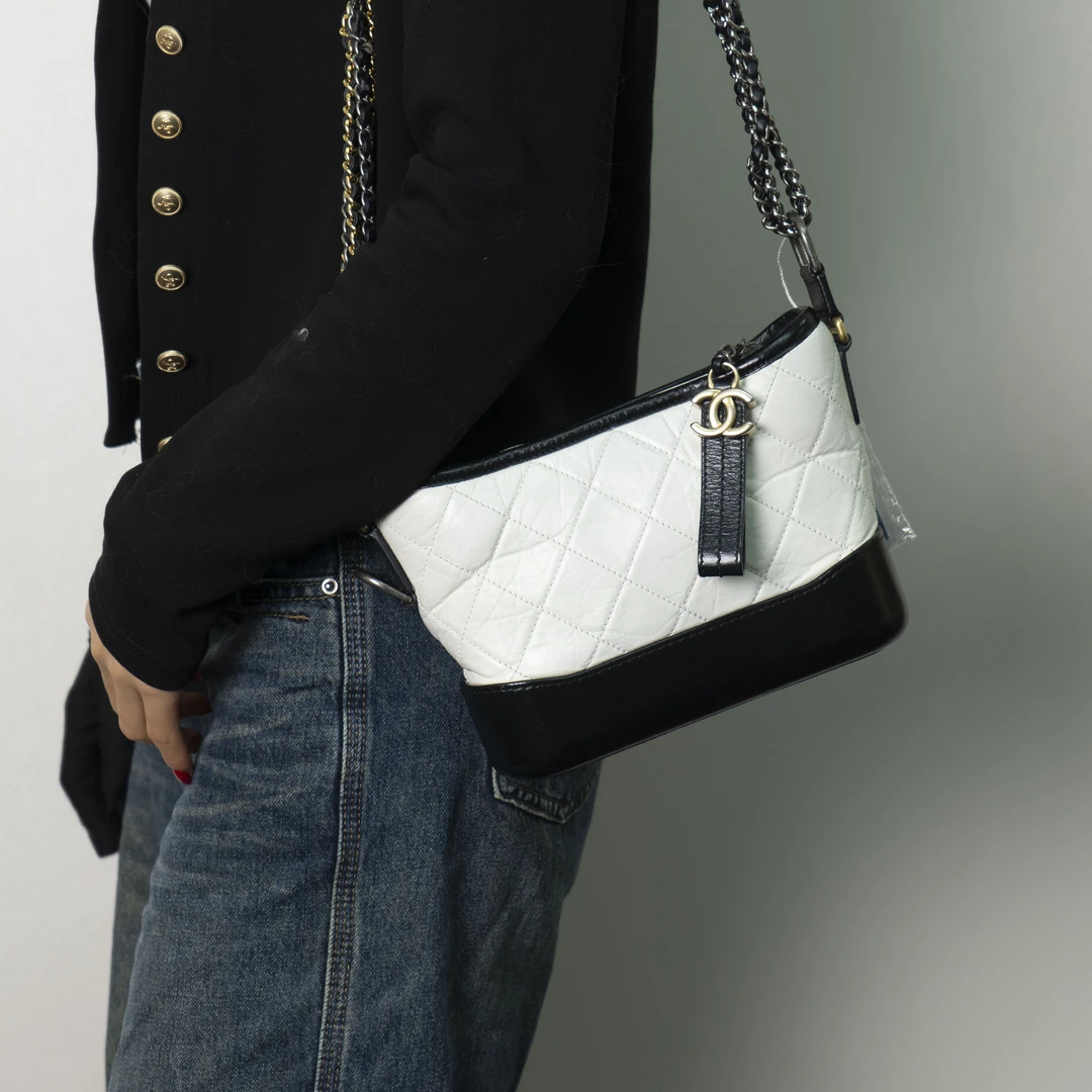 95新 Chanel/香奈儿 熊猫拼色流浪包/大全套/公价4W+/20