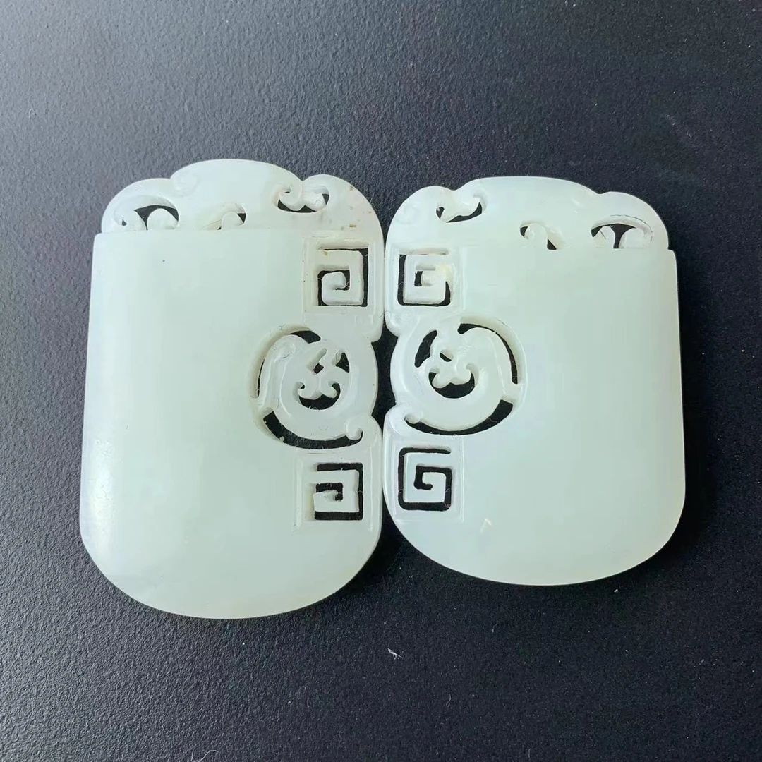 天然和田玉纯手工镂空精雕龙凤无事牌对牌辽金通花64*40*8重62.2