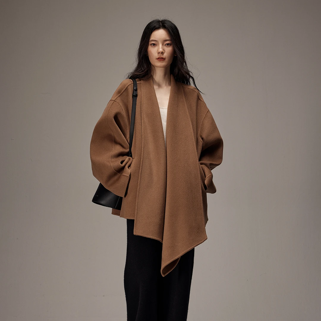 INOUTHRQ 2024新款不规则浴袍领式宽松短款双面羊毛女冬呢子外套