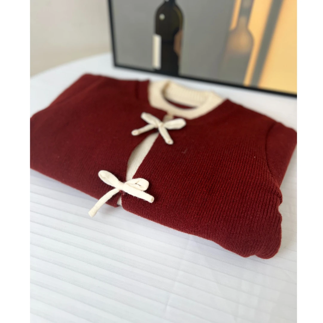 女童韩版秋冬新款红色毛衣宝宝洋气儿童蝴蝶结针织上衣爱心加绒裤