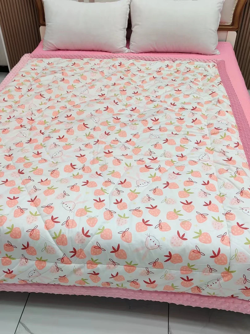 草莓兔可机洗豆豆被单人大豆纤维被子150*200CM