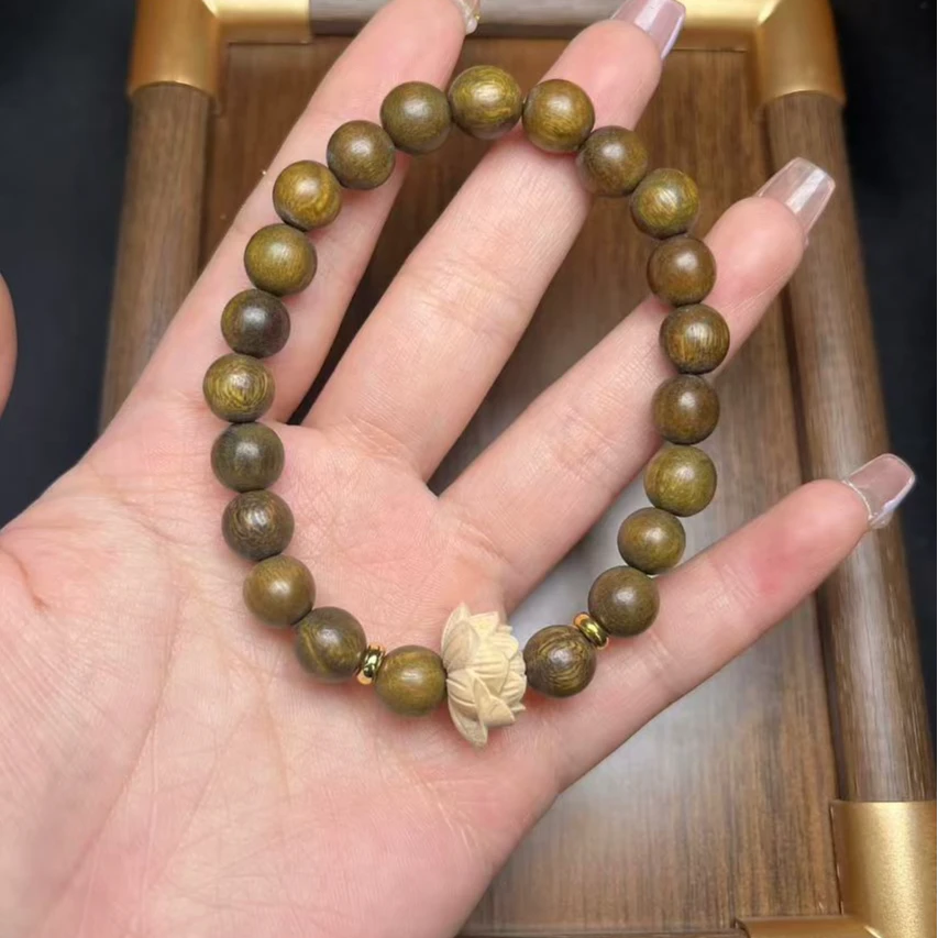 绿檀配黄杨木莲花雕刻手串8mm FZ103119