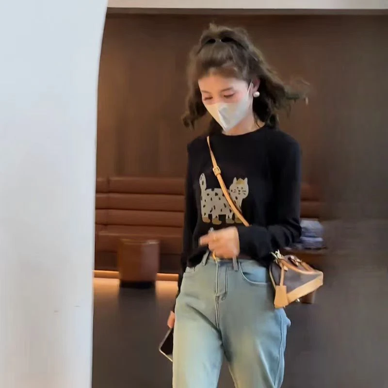 8169  时尚卡通猫咪印花双面德绒长袖t恤女修身显瘦-衣长50