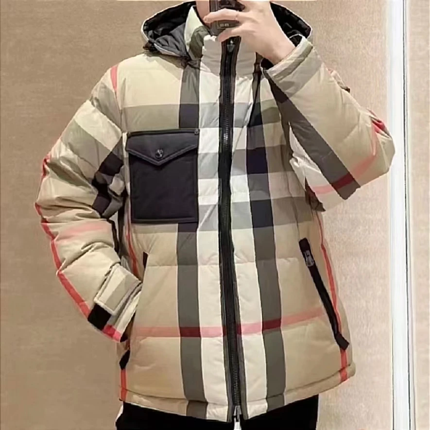 99新 BURBERRY/博柏利 男女同款 浅色 桦木棕 格纹连帽双面羽绒服