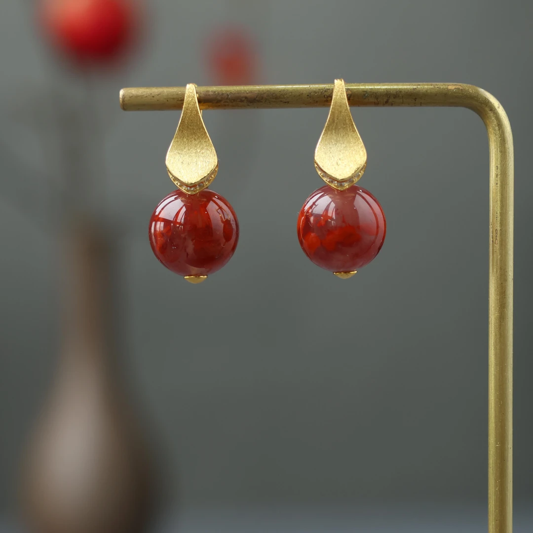 美人 | 原创设计精品天然原矿南红火焰纹耳饰