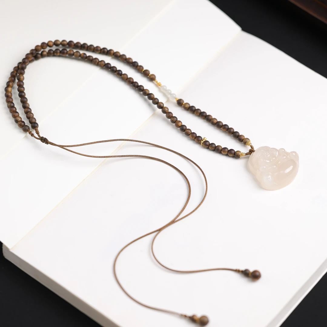 一团和气 | 珍藏级精品奇楠沉香和田玉藕粉佛公吊坠