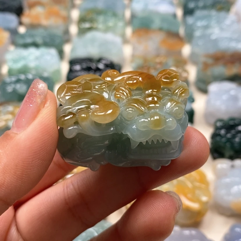 【闪购商品】翡翠颈饰未镶嵌吖