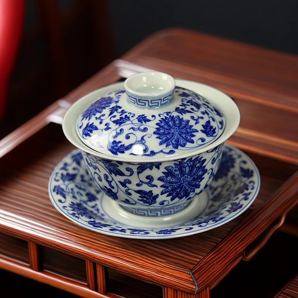 景德镇三才盖碗缠枝莲泡茶碗陶瓷家用青花仿古茶碗功夫茶具