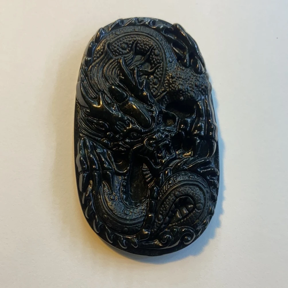 墨翠龙牌吊坠一刀切打灯不透带证书(BIC费用十元不退四会翡翠