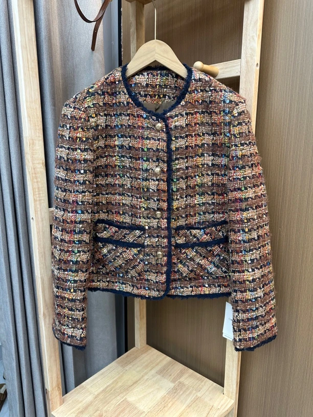 55398含羊毛前襟口袋复古格子短外套