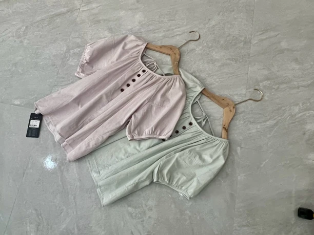 夏款休闲双层纯色上衣夏季夏款清货no退换薄款短袖衬衫女上衣