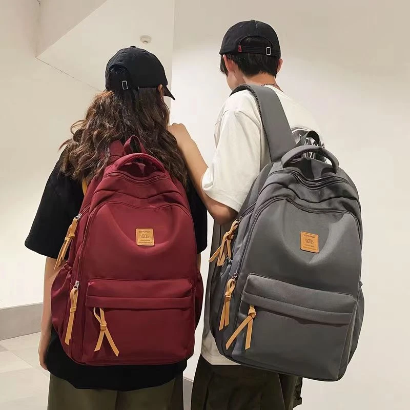 大容量背包女双肩包包2023新款时尚休闲书包高中大学生轻便旅行包