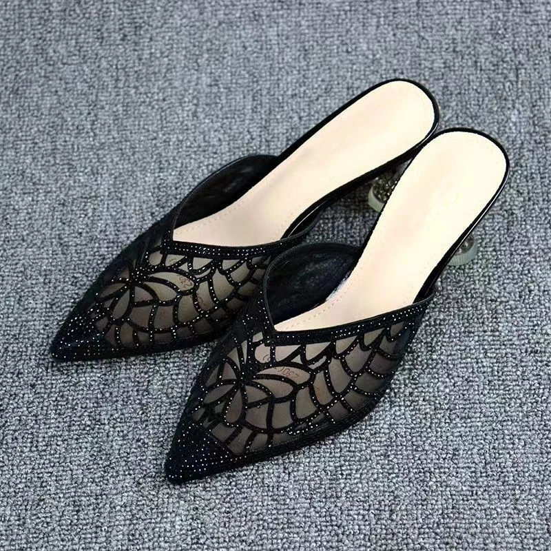 韩版尖头包头水钻半拖鞋女2025夏新款网纱细跟中跟镂空外穿凉拖鞋