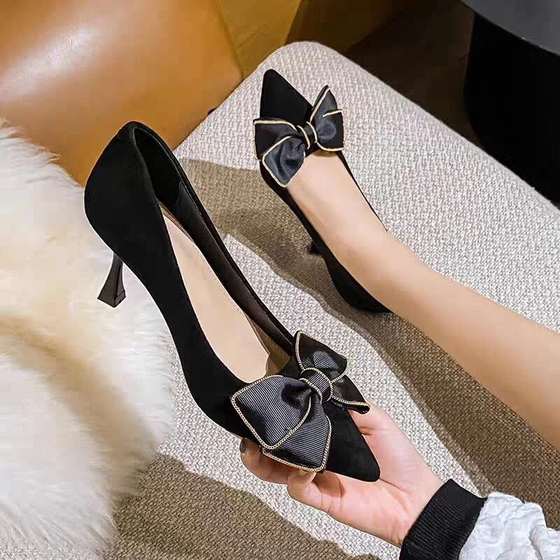 黑色尖头高跟鞋女新款绒面软皮鞋垫法式气质蝴蝶结小码单鞋工作鞋