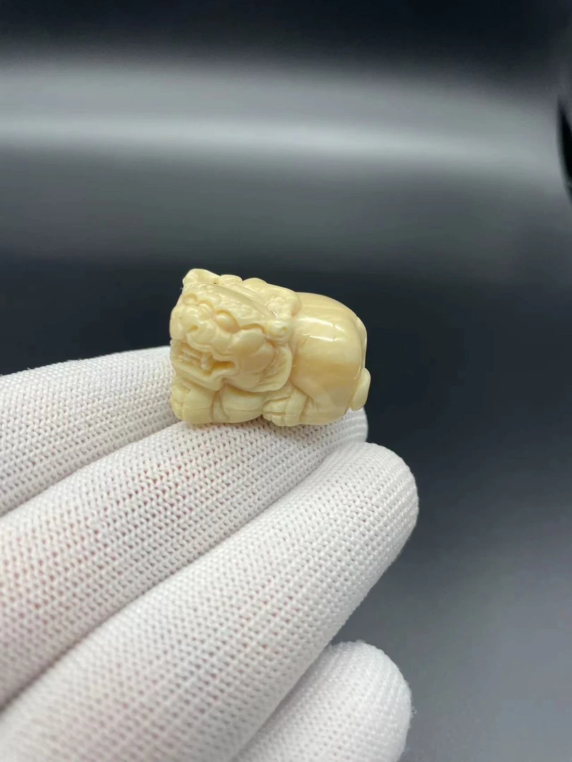 精品猛犸貔貅挂件26730