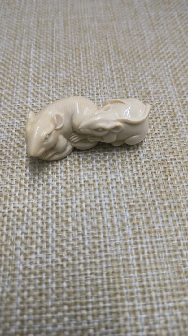 精品猛犸老鼠摆件9567