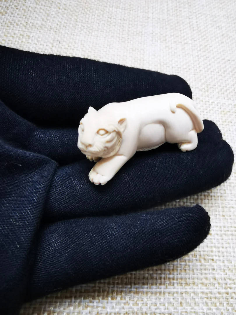 精品猛犸小老虎摆件9577