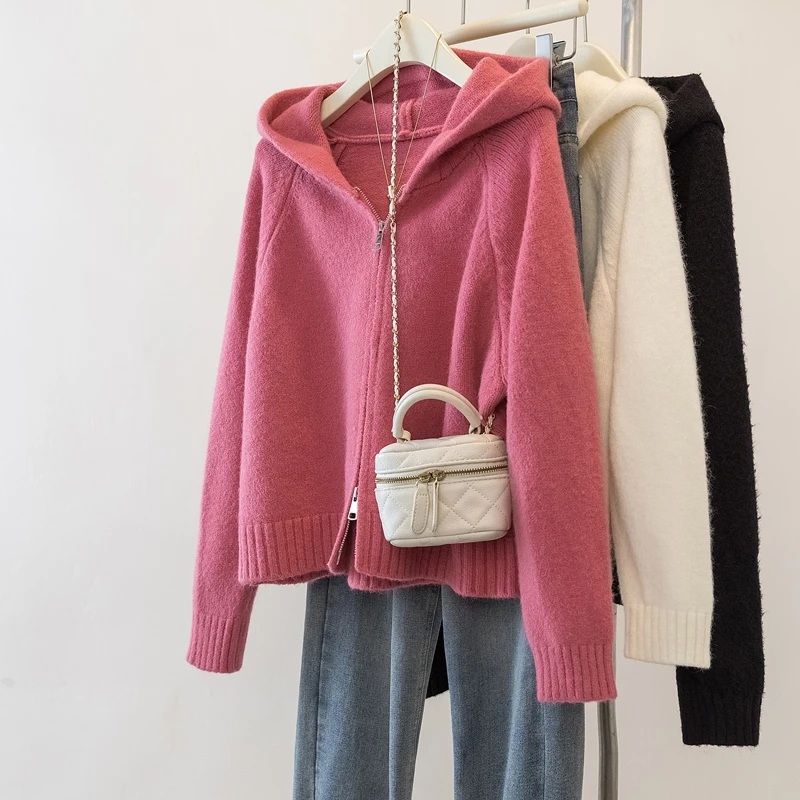2024秋冬新款时尚显瘦拉链连帽加厚外套毛衣