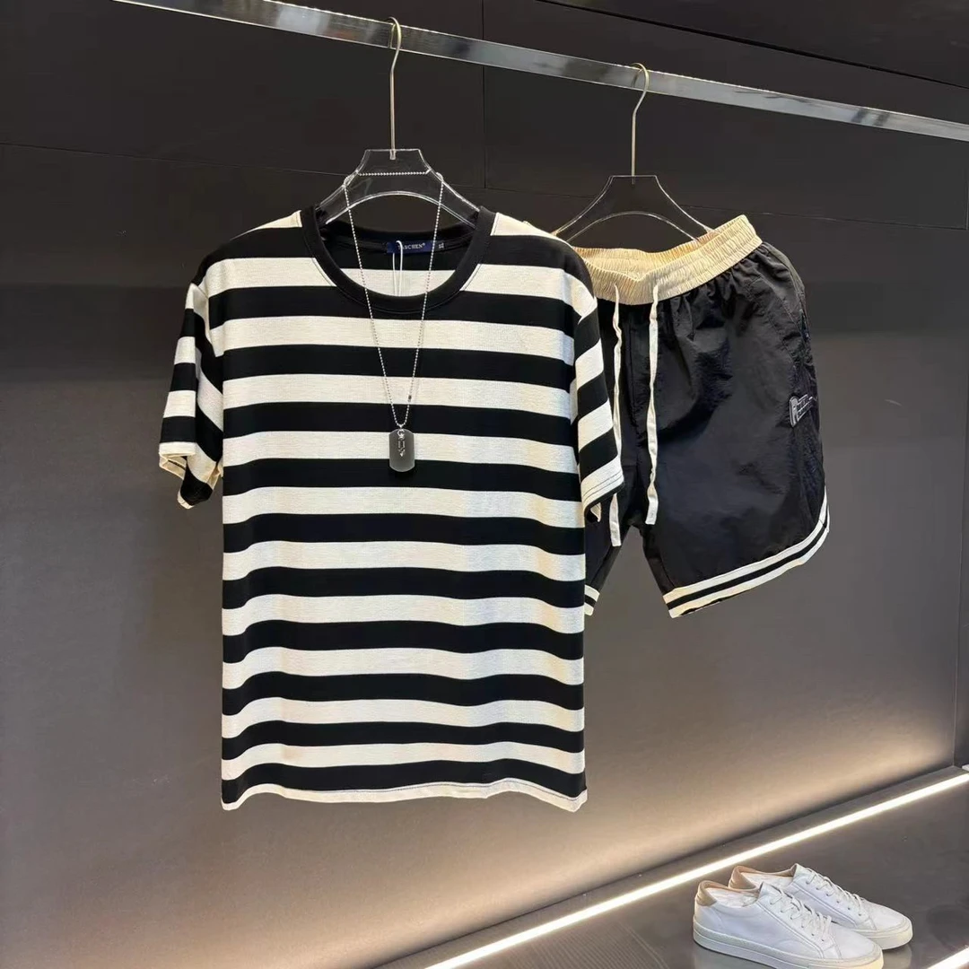 2025夏季新款潮男休闲百搭微宽松条纹潮流圆领日常男士短袖T恤