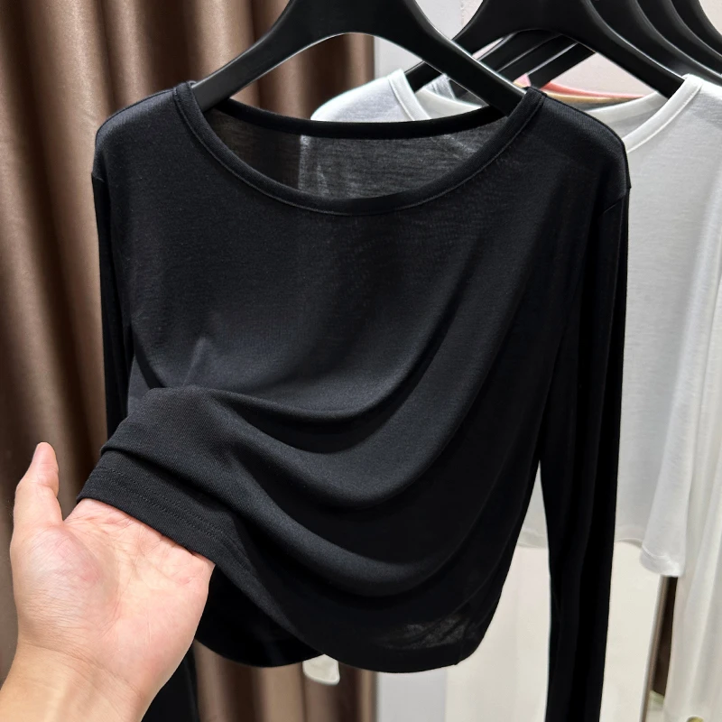黑色面膜T恤女爆款2025新款秋季薄款宽松软糯打底衫长袖罩衫上衣