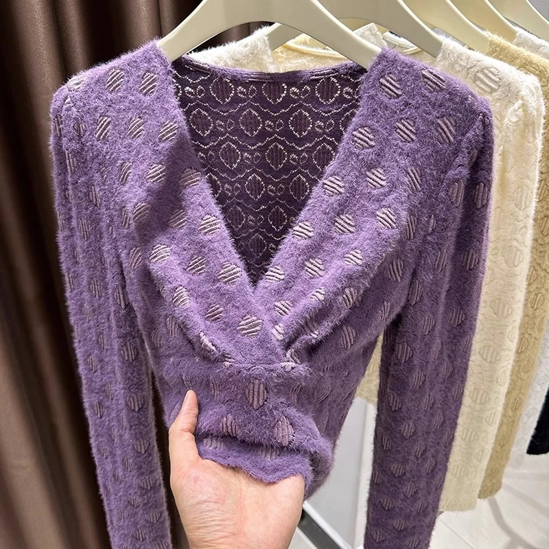 洋气磨毛蕾丝打底衫女外穿v领小衫爆款2024秋冬新款内搭保暖上衣