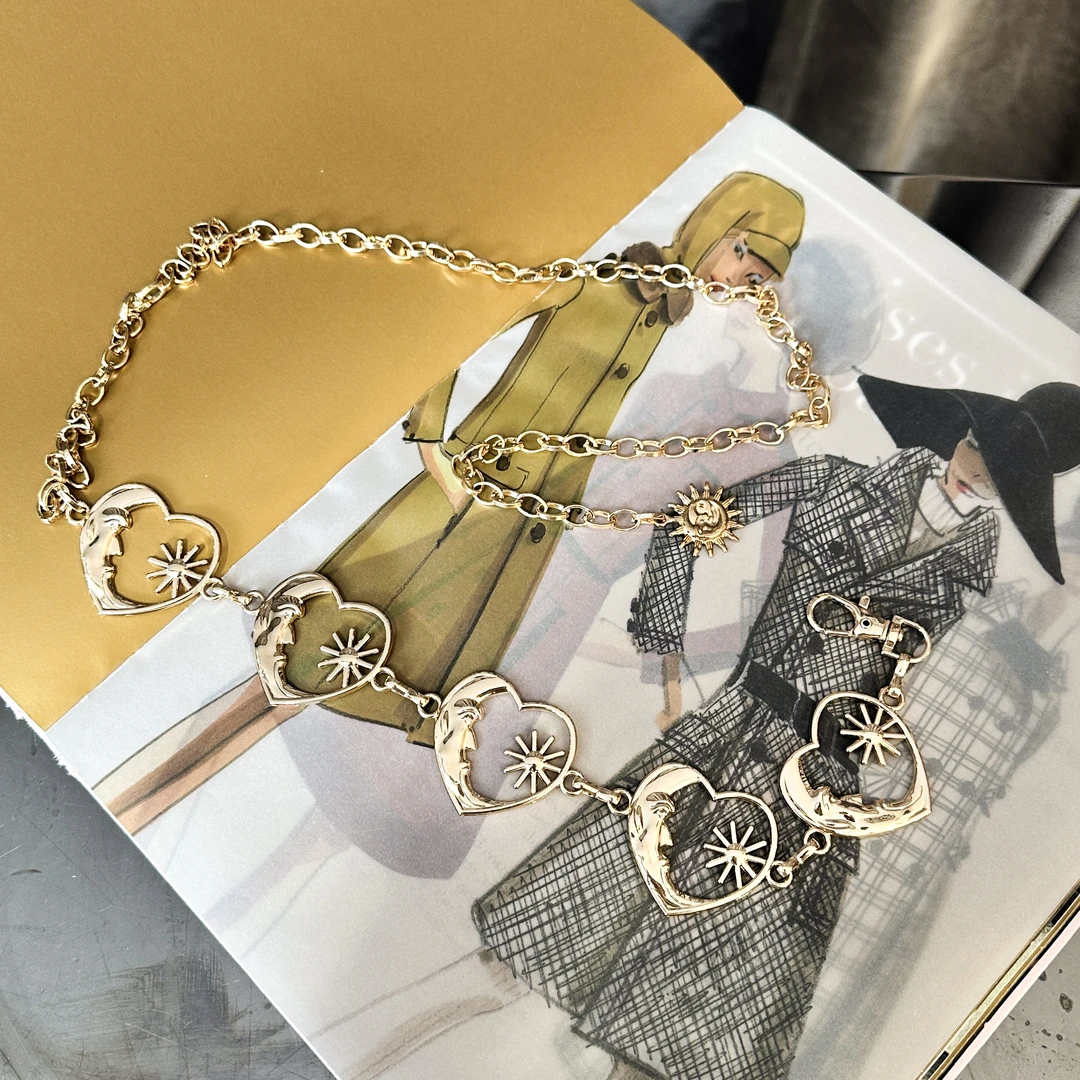 余潇潇百搭合金爱心装饰钩扣腰链衣服搭配简约饰品