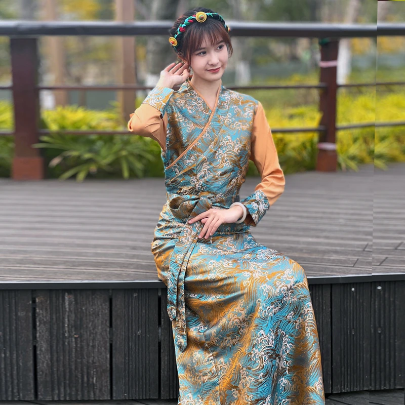 纤沫藏装女康巴藏袍女拼色西藏服锅庄裙花边锦缎博拉藏族民族风