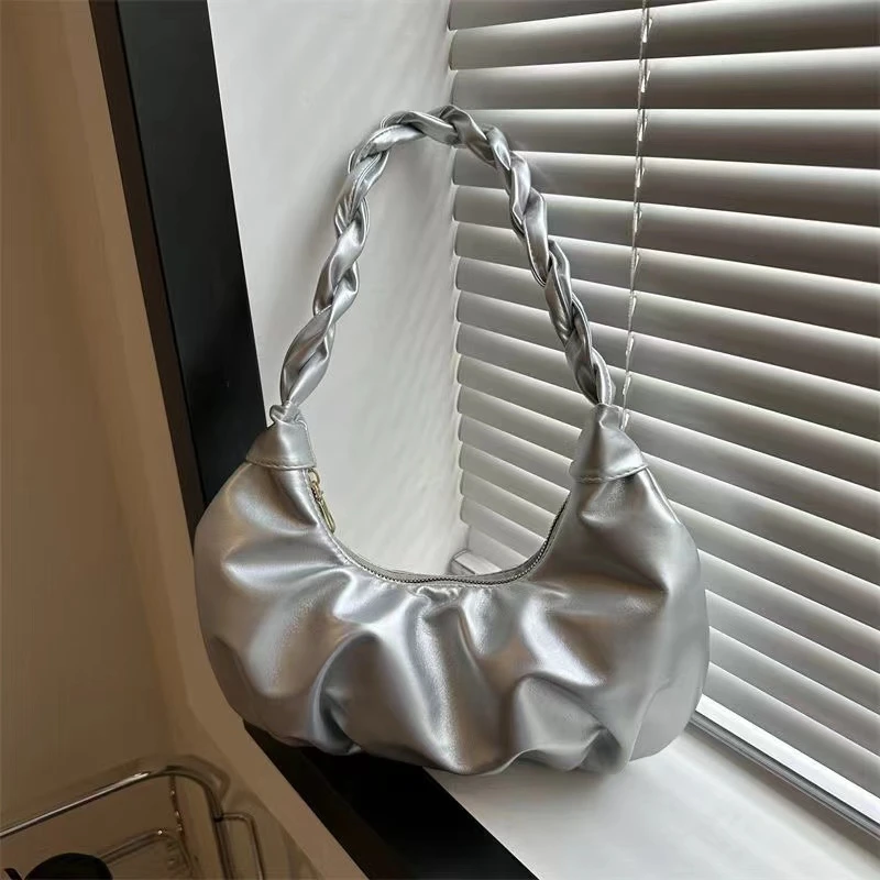 Z12大容量2024新款夏天高级质感小众褶皱单肩包时尚腋下饺子包女