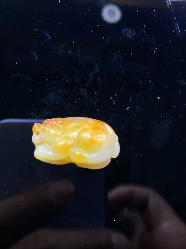 沁皮和田玉貔貅 挂件